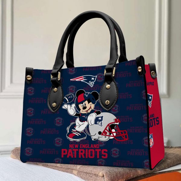 New England Patriots Personalized Leather Hand Bag BB420 - Image 3