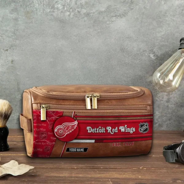 NHL Detroit Red Wings VITCB011 Leather Cosmetic Bag - Image 5