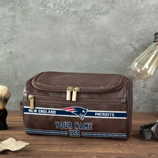 NFL New England Patriots PURCB121 Leather Cosmetic Bag