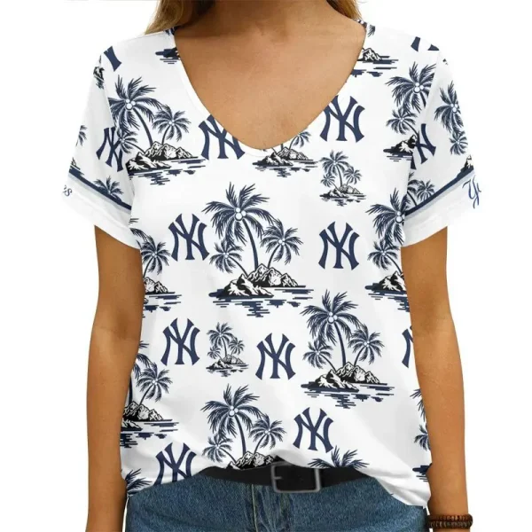 New York Yankees Summer Collection V-neck Women T-shirt | Shorts AGCWTS800 - Image 2