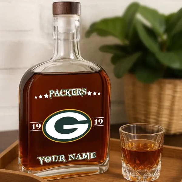 Green Bay Packers NFL Personalized Whiskey Bottle Father's Day, Gift For Dad, Grandpa - Limited Edition SPTWHBL012