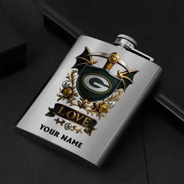 Green Bay Packers Hip Flask Bottle Special Gift For Fans SPTHIPFB017 - Image 2