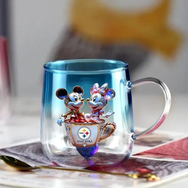 Pittsburgh Steelers Football Team US And Cartoon Mouse Couple Glass Mug Best Gift For Fan SPTCCTM042 - Image 3
