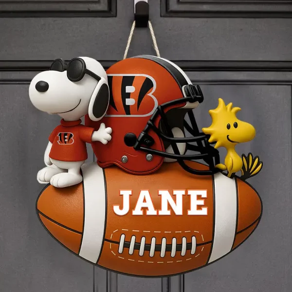 Cincinnati Bengals Football US Team And Cartoon Dog Wood Sign Personalized Gift For Fans SPTWOODSIGN058