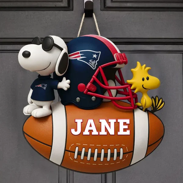 New England Patriots Football US Team And Cartoon Dog Wood Sign Personalized Gift For Fans SPTWOODSIGN061