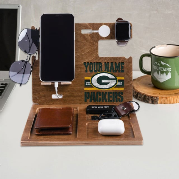 Green Bay Packers Wooden Docking Station Gift For Fan SPTWOODENDS018 - Image 2