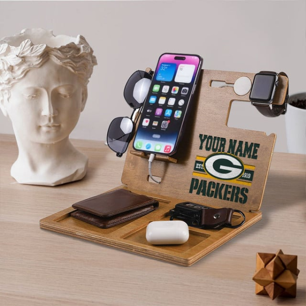 Green Bay Packers Wooden Docking Station Gift For Fan SPTWOODENDS018 - Image 3