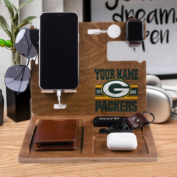 Green Bay Packers Wooden Docking Station Gift For Fan SPTWOODENDS018