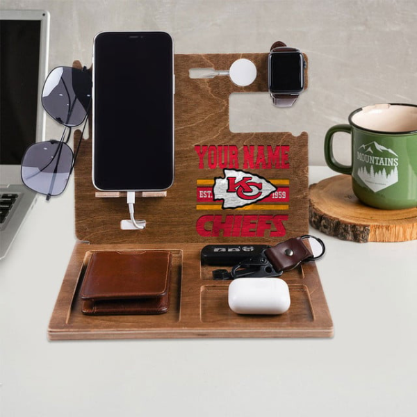 Kansas City Chiefs Wooden Docking Station Gift For Fan SPTWOODENDS024 - Image 2