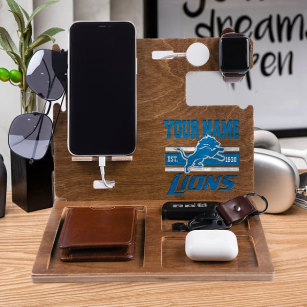 Detroit Lions Wooden Docking Station Gift For Fan SPTWOODENDS026