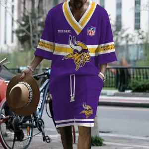 Minnesota Vikings Summer New Men's 2 Piece Set Short Sleeve V-neck Casual SPTMTPSVNC023